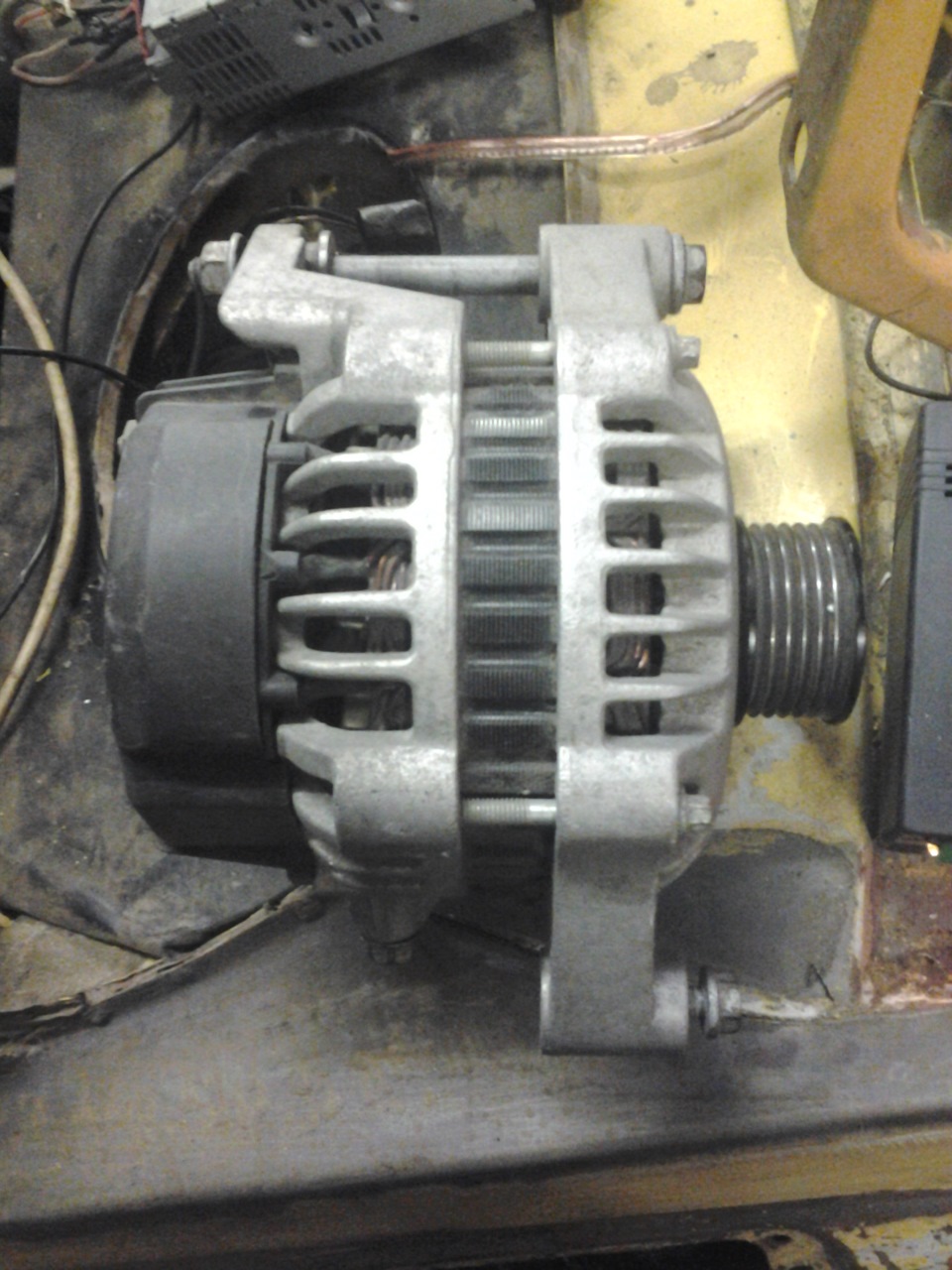 Altenator 100A 1