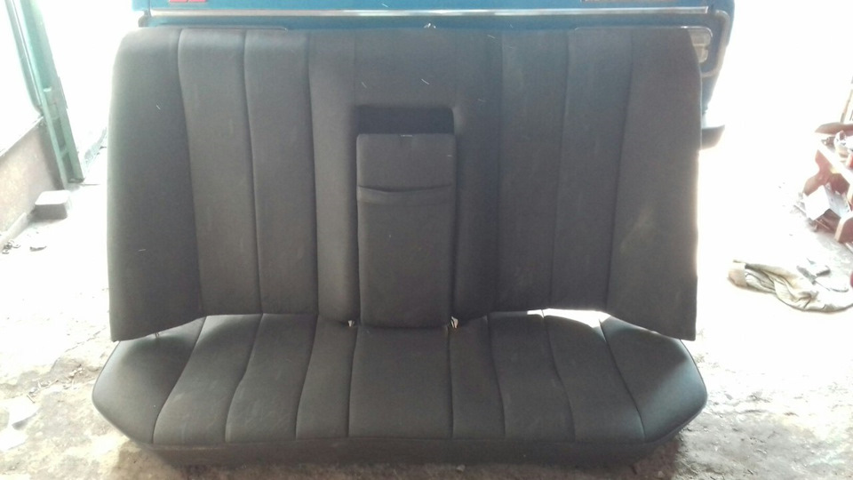 Сидіння від MERCEDRS W210 3