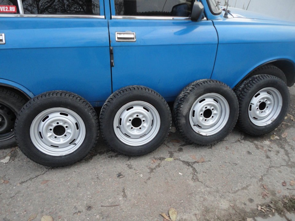 Зимові шини NOKIAN Hakkapeliitta 8 4