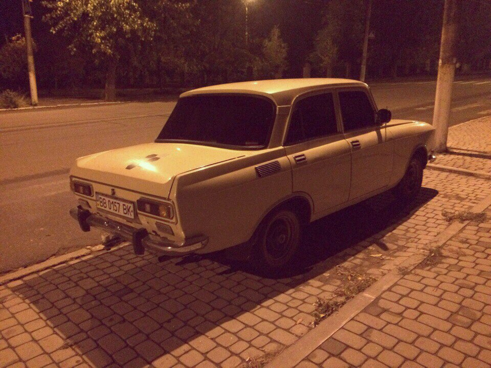 Продал АЗЛК 1