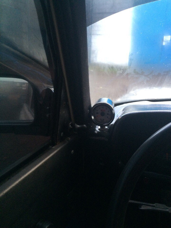 Тахометр AutoGauge 4