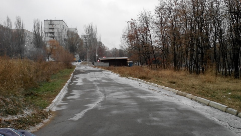 Прогулянка в гараж із сім'єю. 1