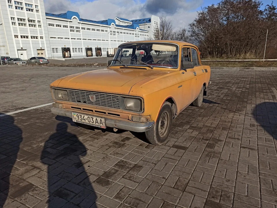 Повернув автомобіль, катаюся. Вечірні поїздки, незначні мастила.
