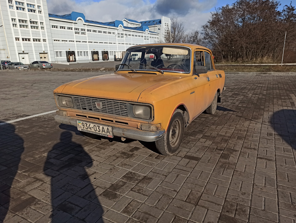 Повернув автомобіль, катаюся. Вечірні поїздки, незначні мастила. 1