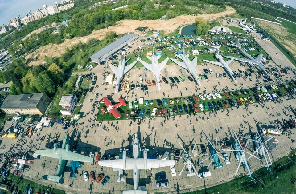 OLD CAR LAND 2016