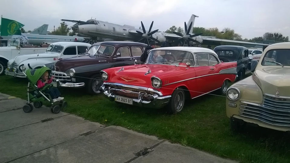 OLD CAR LAND 2016