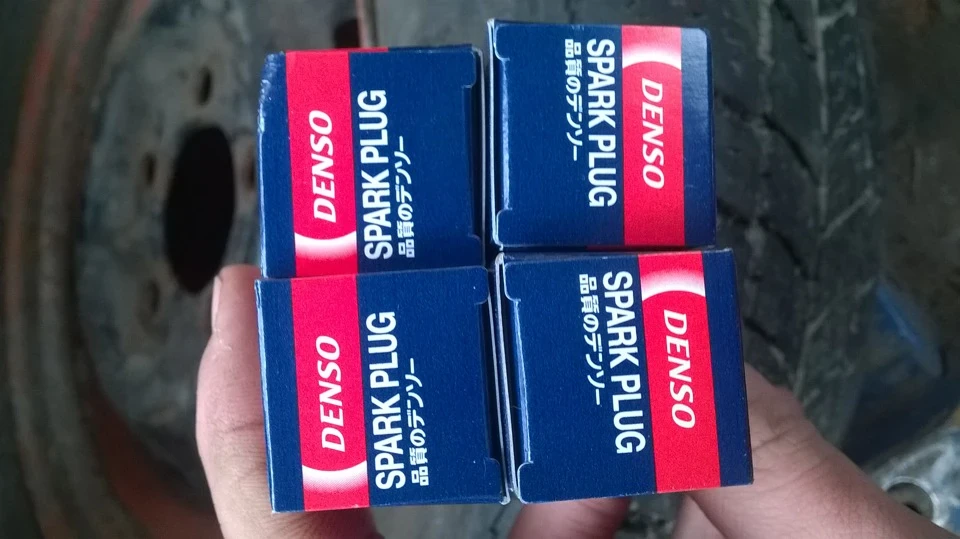 Свічки Denso