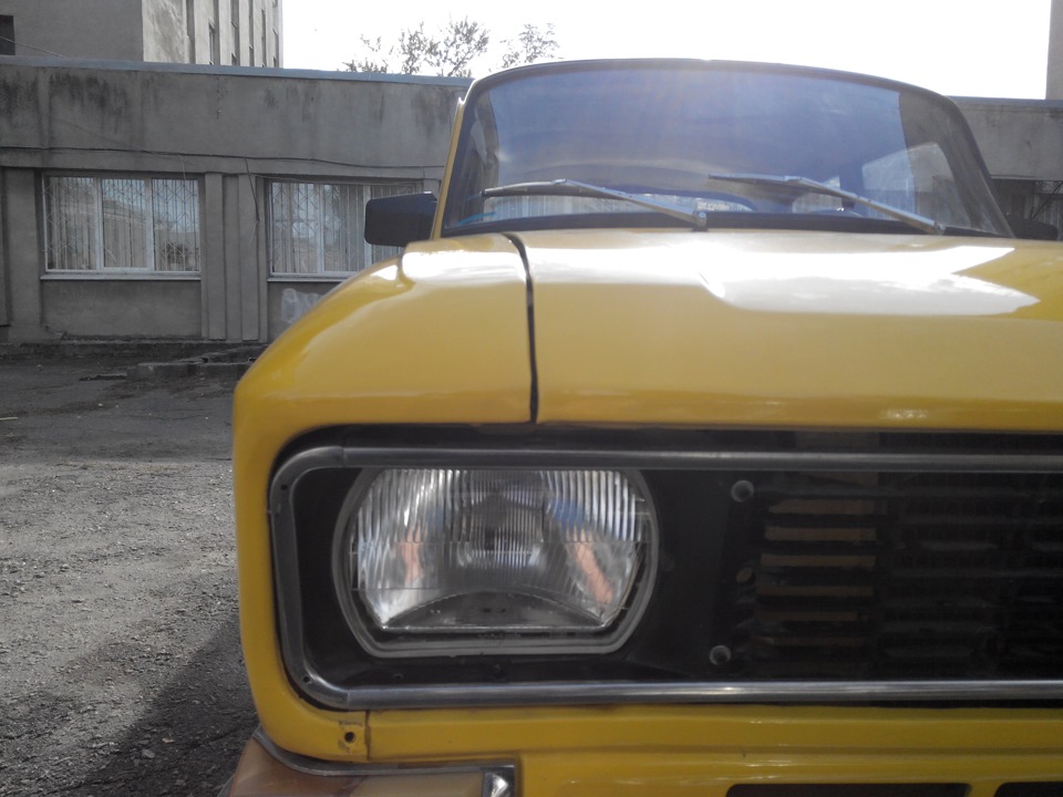 Жовтий у продажу... 3
