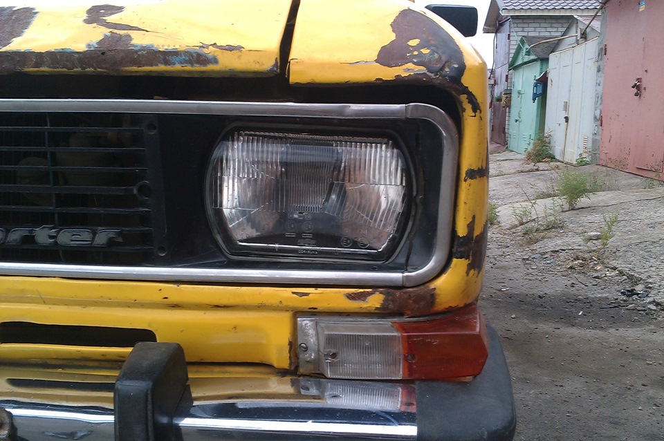 Типу тонув фари, задув передні диски. 2