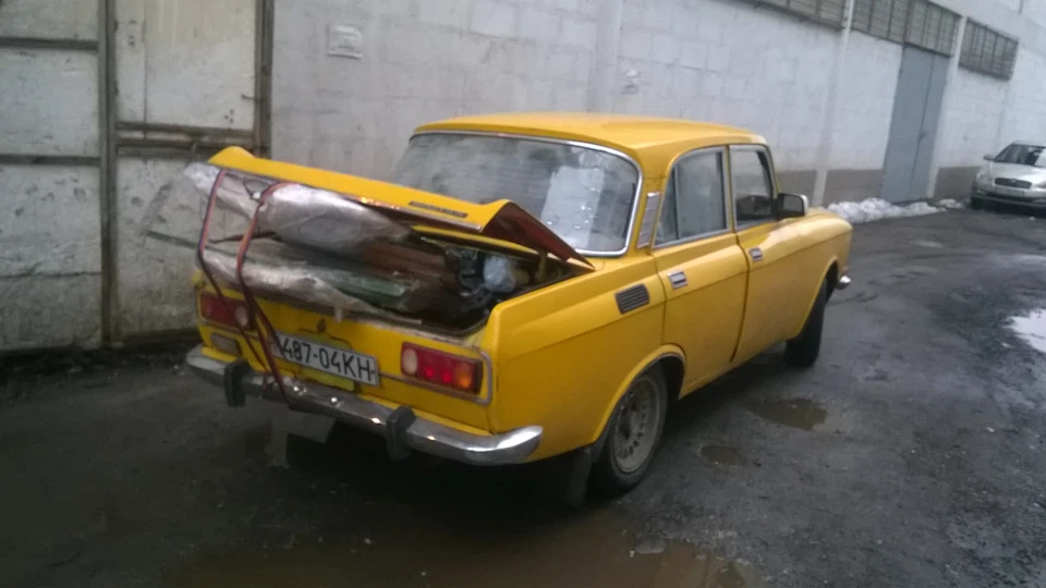 Двері москвич