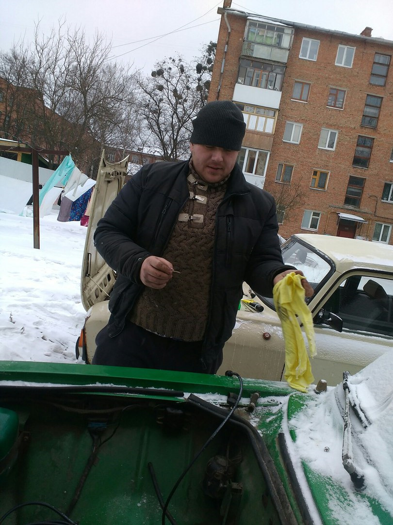 Чистимо карбюратор та ще дещо там… :) готуємо машину до їзди. 5