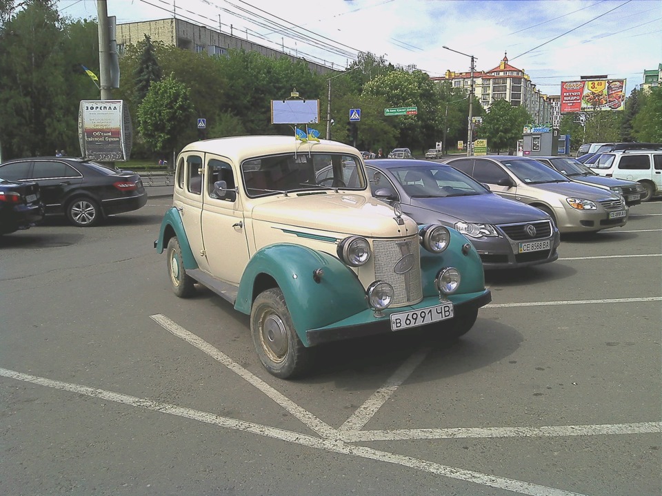 Потрапляють 2 3