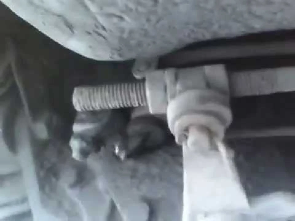 КПП та пошук задньої передачі)