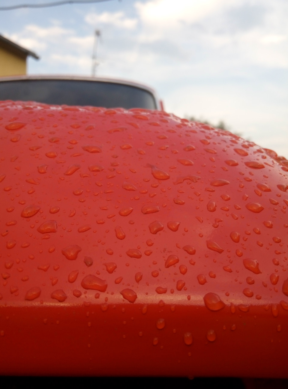 Red or Orange? The choice of paint. Червона чи помаранчева? Вибір фарби. 3