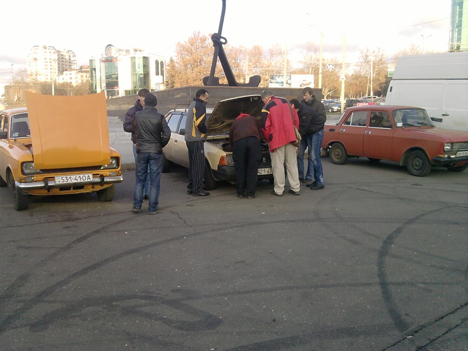 Зустріч автоклубу Москвичеманія 3