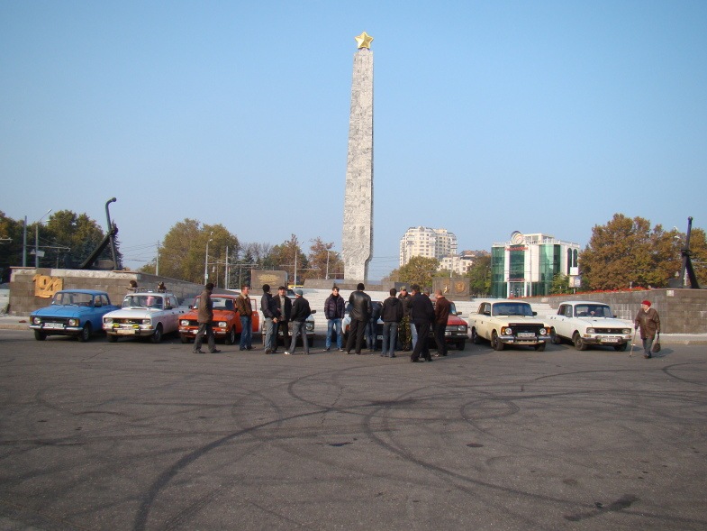 Зустріч автоклубу Москвичеманія 4