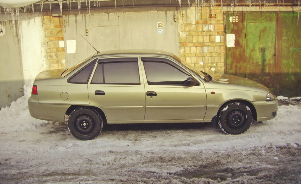Покупка комплекту шин Я-427 185/75 R13C та розварок 5