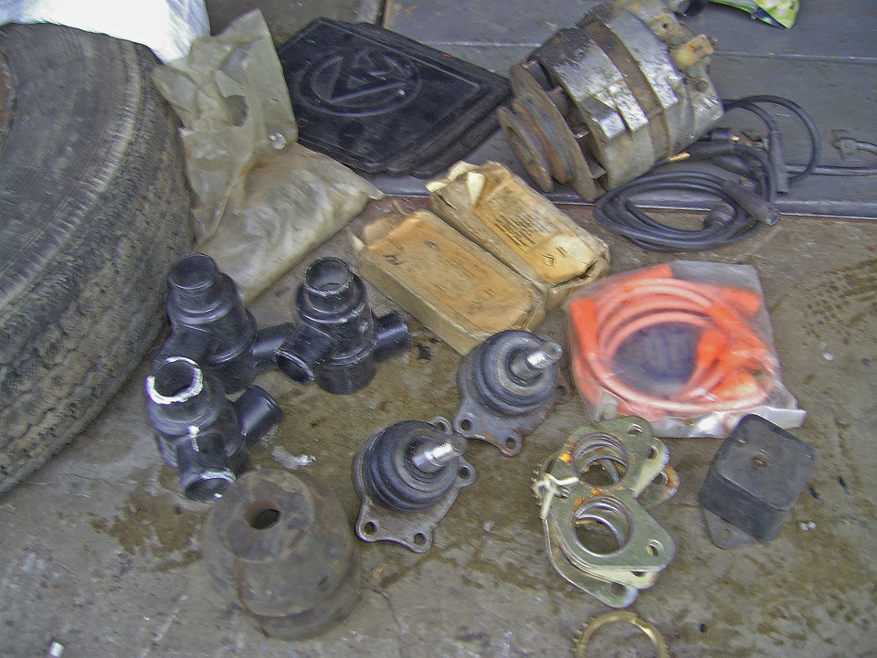 Покупка шини ИЯ-170, гени, нижніх кульових, термостатів, ВР проводів та ін 3