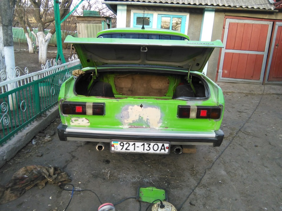 Заварка лючка бака 5