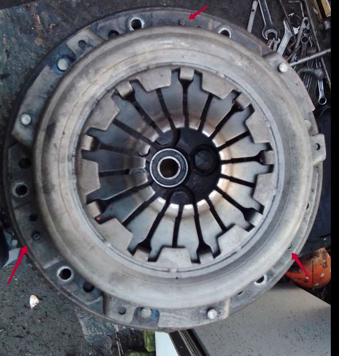 Зчеплення АТ 1601085-06 (ВАЗ 2121-1601130) в дзвін МЗМА 408 3