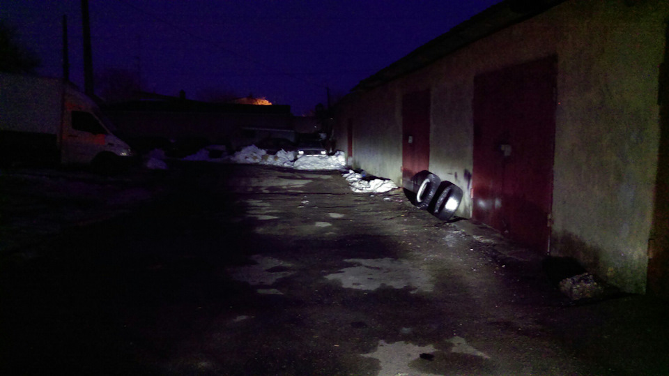 Нові плафони та світло в багажнику. 3