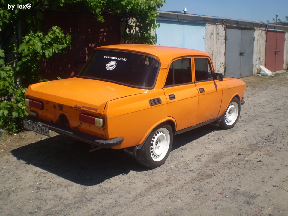 26. білі кросівочки на 16 3