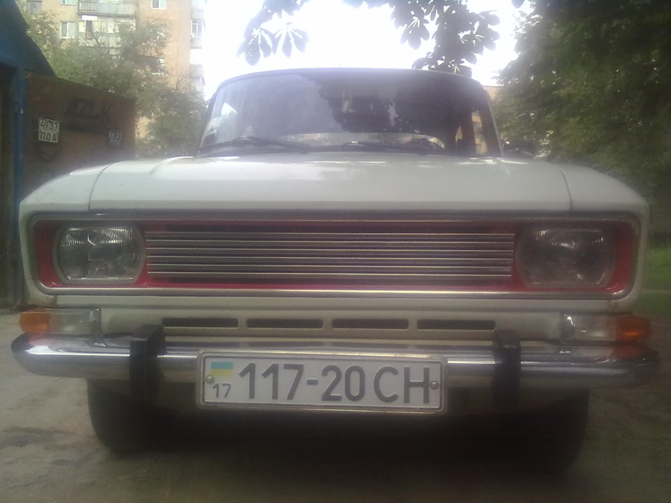 Грати радіатора 3