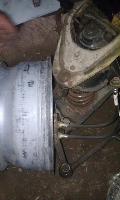 Нехай буде свердловка 5х115. 5