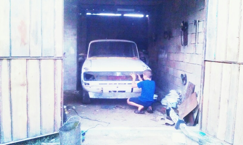 Губа GTI mk1 на месте . 5