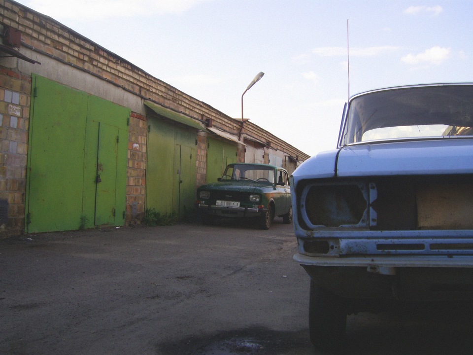Фото двох із трьох) 2