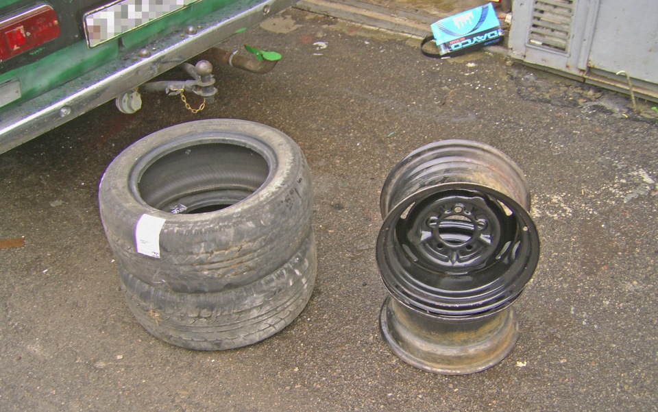 Чергові розварювання та гума 195/55 R13 2