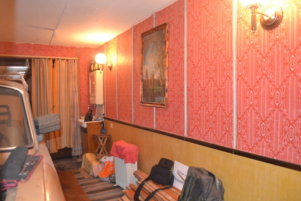 Про гараж, де живе люкс. 3