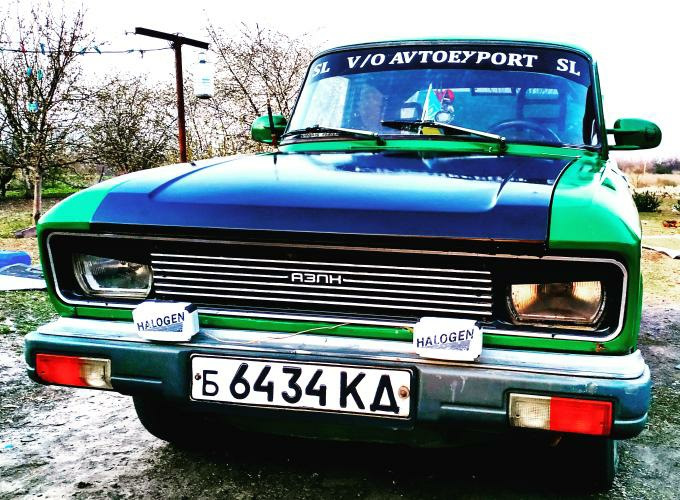 Фарбування капота в чорний глянець 1