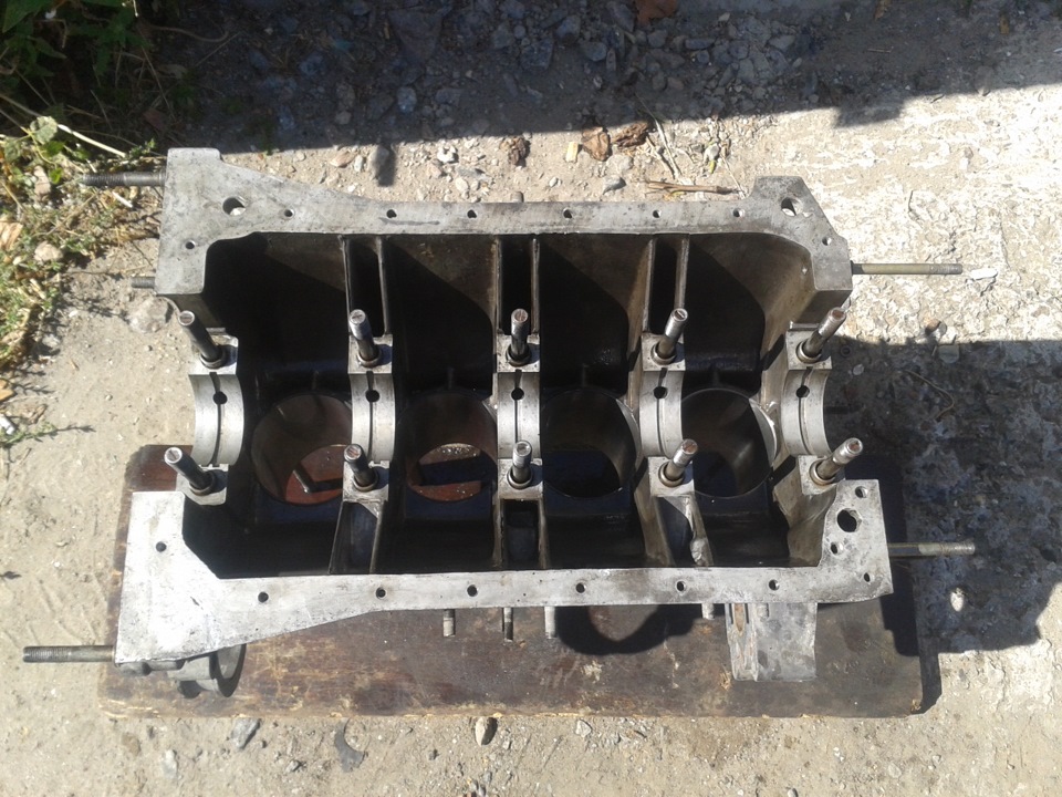 мотор 1,7L низ блоку 1