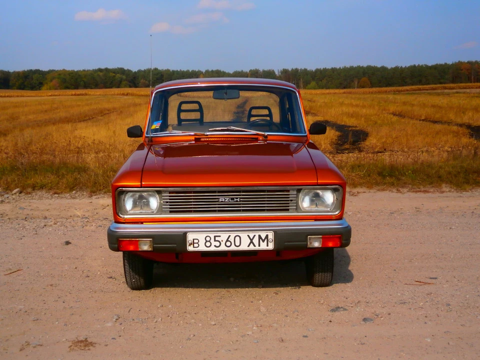 фото авто на природі 2 у кольорі