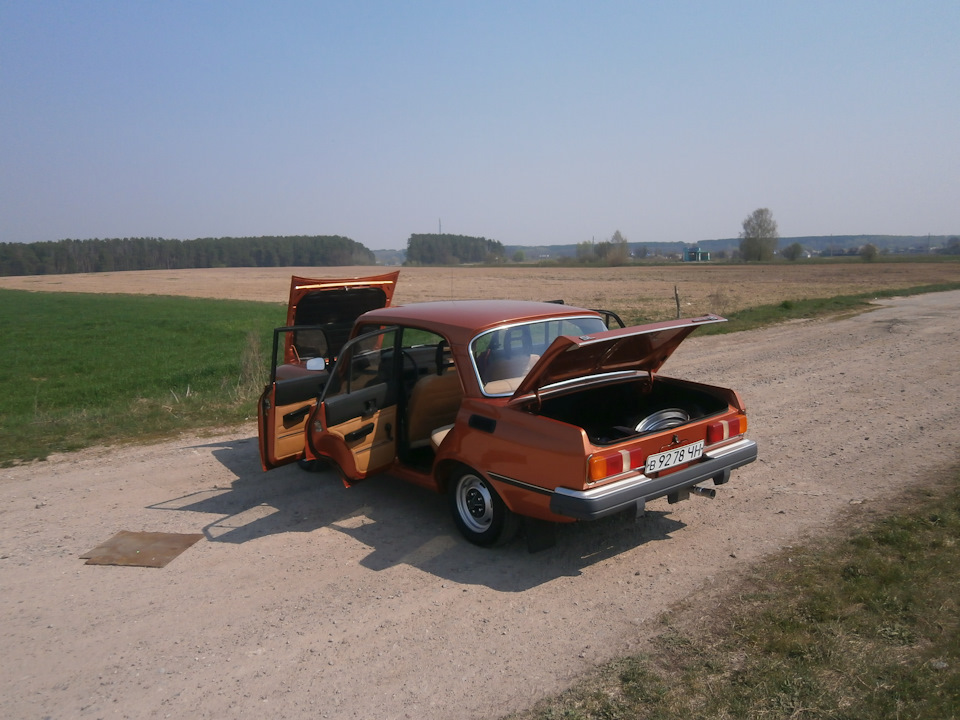 Фотографії автомобіля на природі 2 5