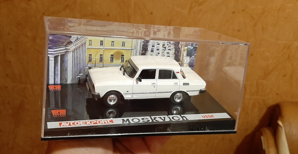 Москвичі1:43 ручної роботи на замовлення 3