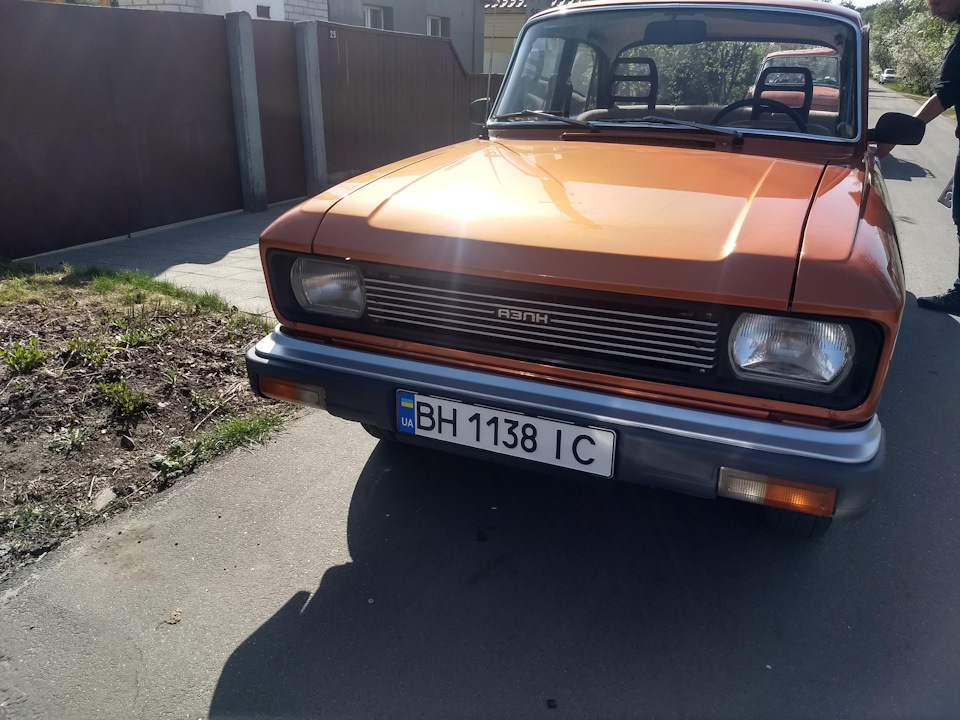 Переоформив Москвич Люкс 1