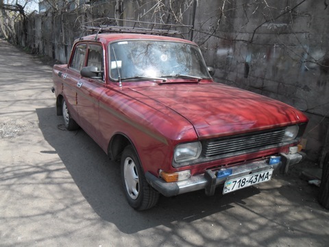#1 Який він був 3