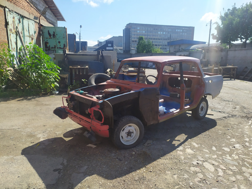 Рік через 1
