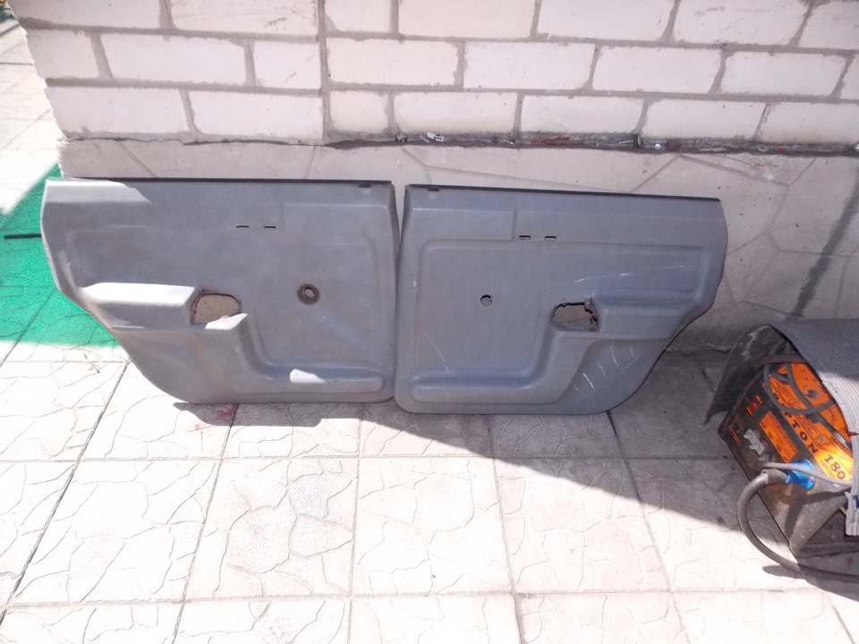 Другий комплект задніх карт 1