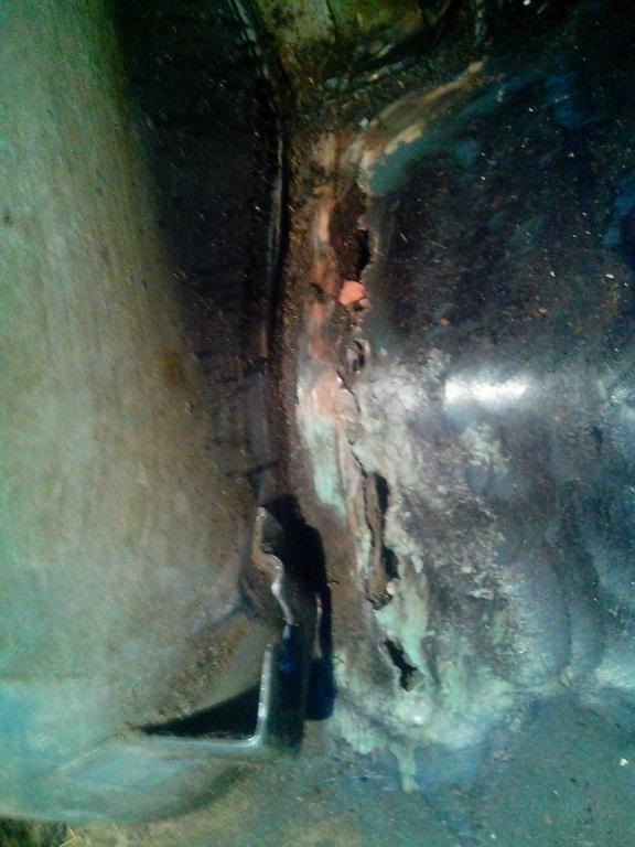 Ретроспектива. Підварювання та обробка кузова з салону. 4