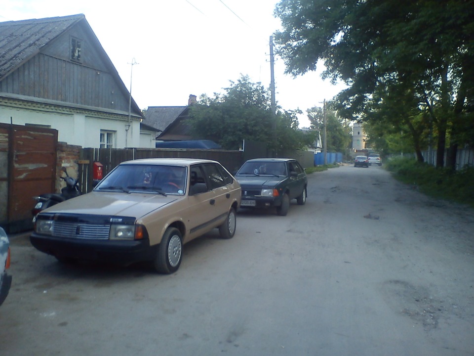 Вулиця підбитих москвичів))) або як ми проводимо вихідний 3