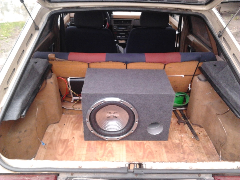 SUBWOOFER 1
