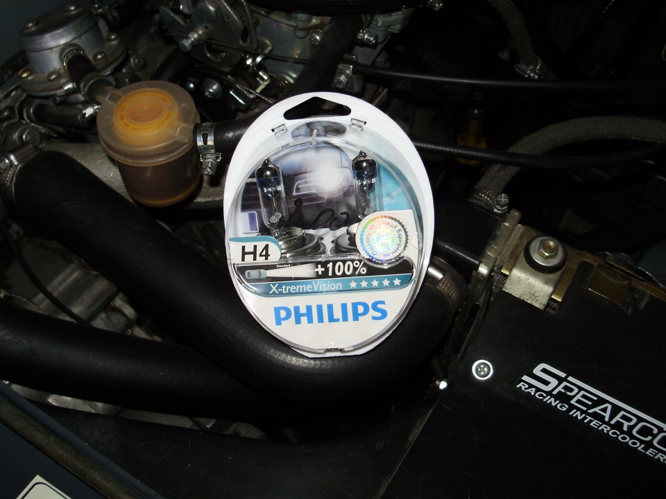 Автомобільні лампи Philips Х-treme Vision Н4 1