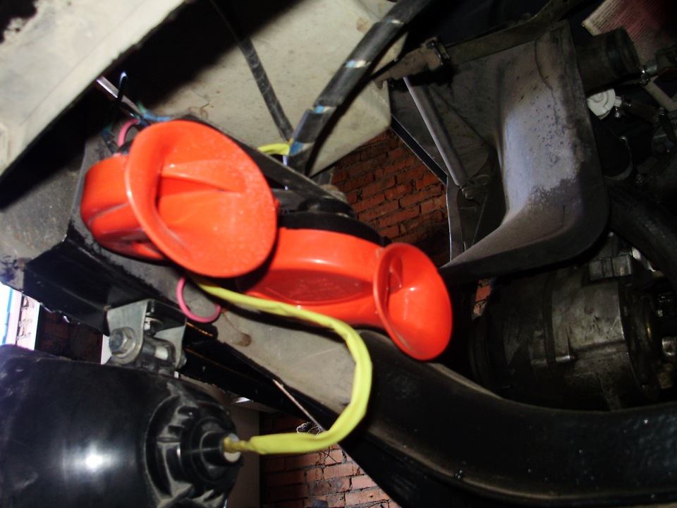 Звуковий сигнал GMP (GTR 99), Франція 3