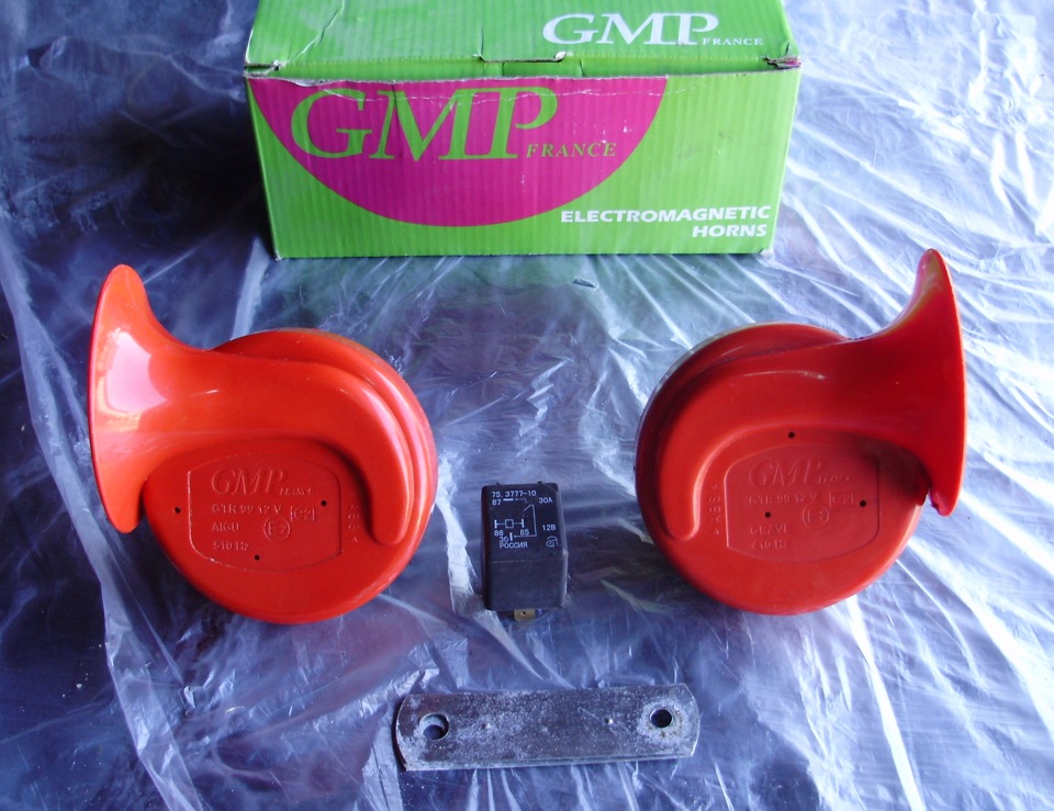 Звуковий сигнал GMP (GTR 99), Франція 4