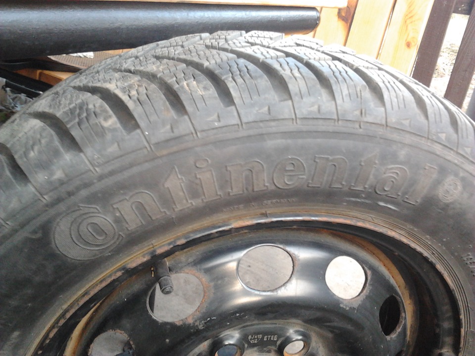 ПРОДАМ 195\65 r15 Continental 2