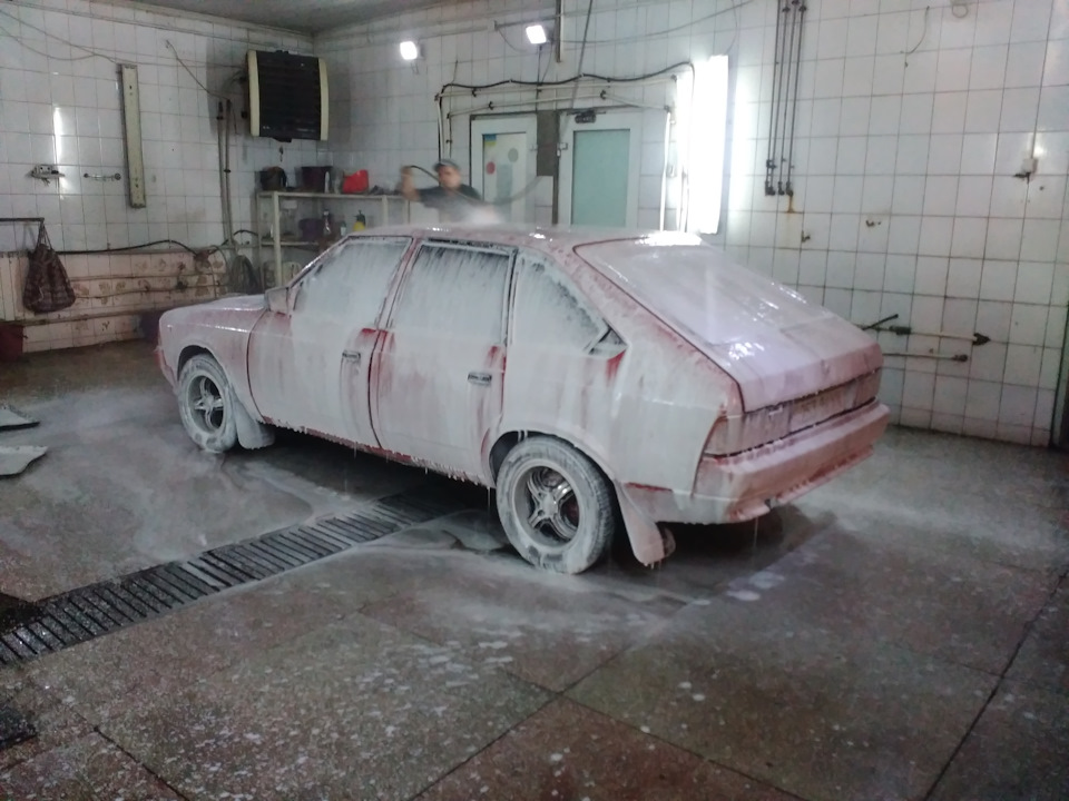 Ущільнювач багажника 4