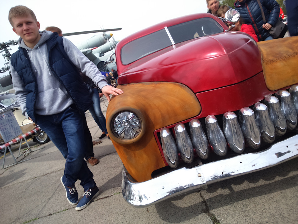 Виставка ретро автомобілів Old Car Land 2016 1